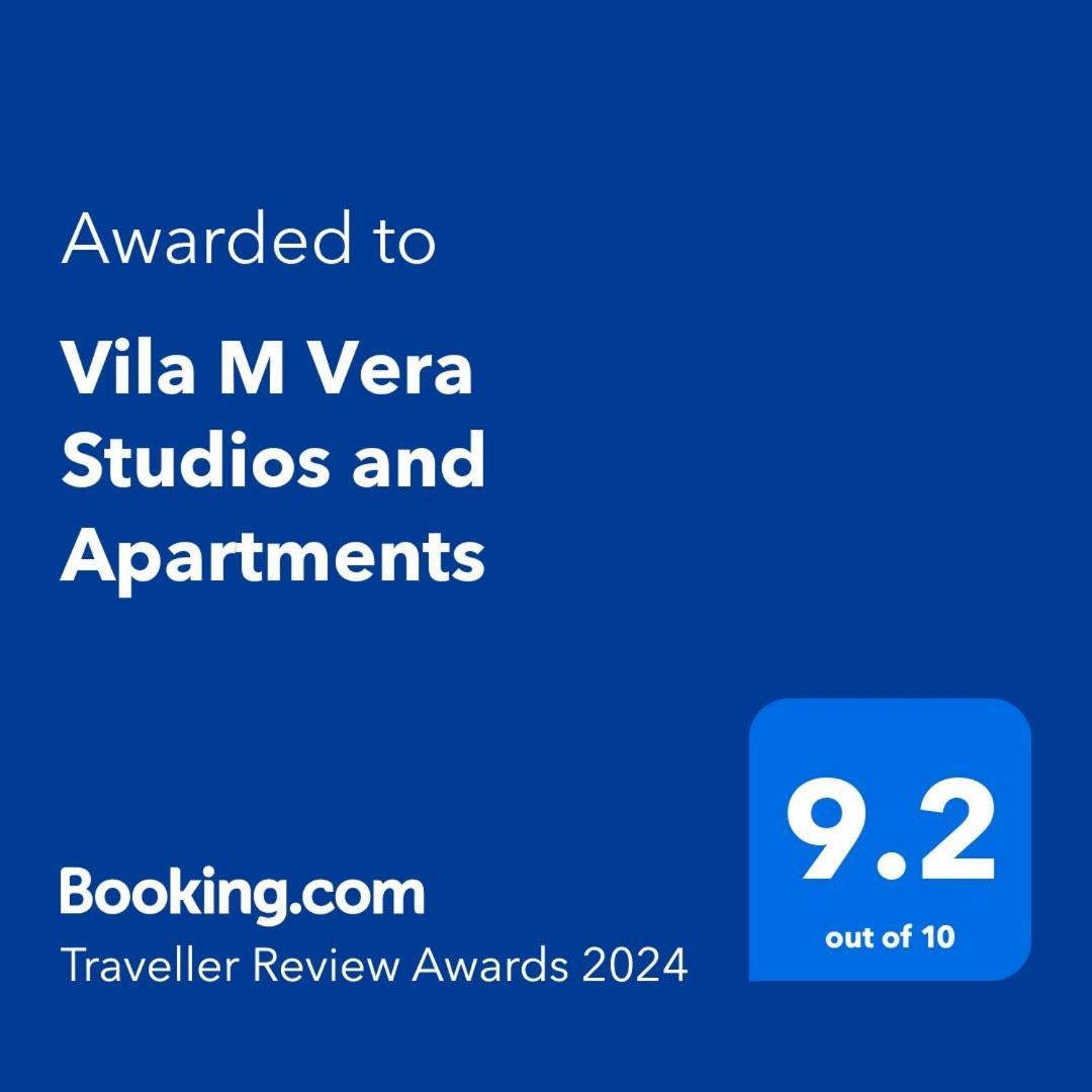 דורס Vila M Vera Rooms With Kitchen And Apartments מראה חיצוני תמונה